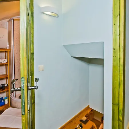 Central Charming Stone House *