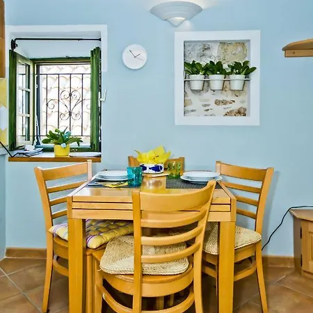 Apartment Central Charming Stone House *