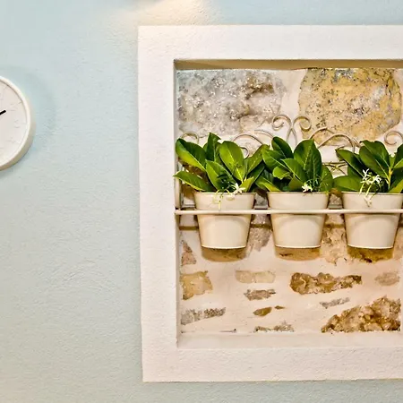 Central Charming Stone House *