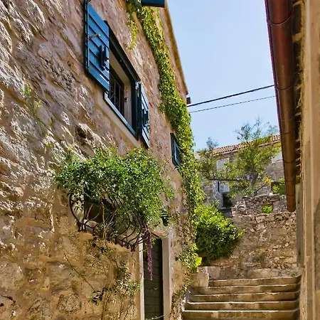 Apartment Cosy Stone House Hvar Town