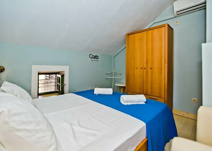 Charming Stone House דירה חוואר